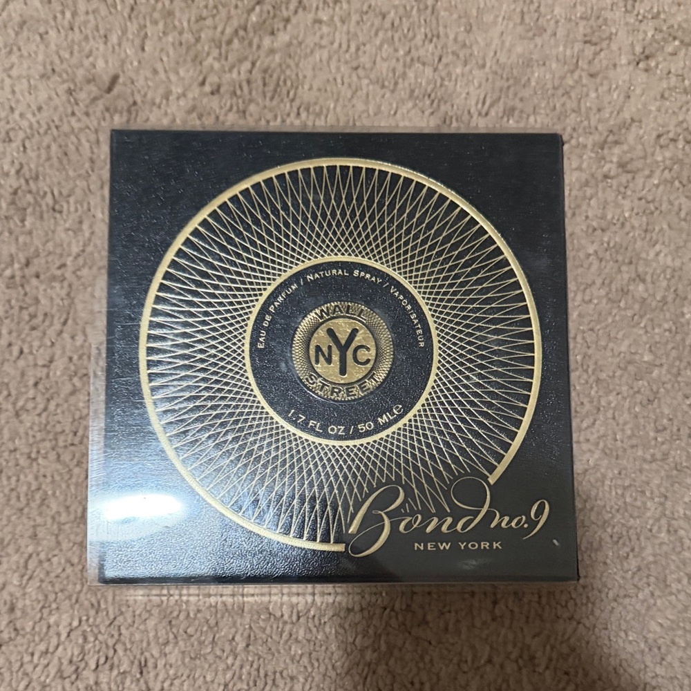 Bond New York 
Wall Street 
Brand new